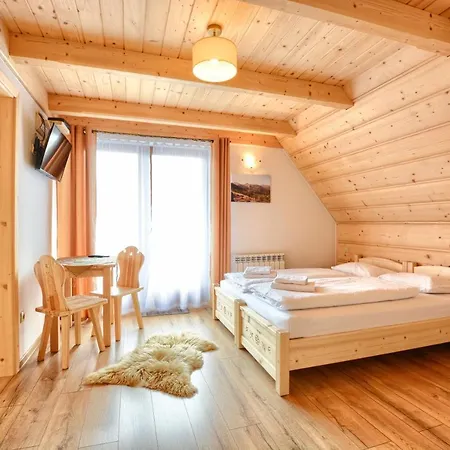 W Domu Pod Lipa Apartman *